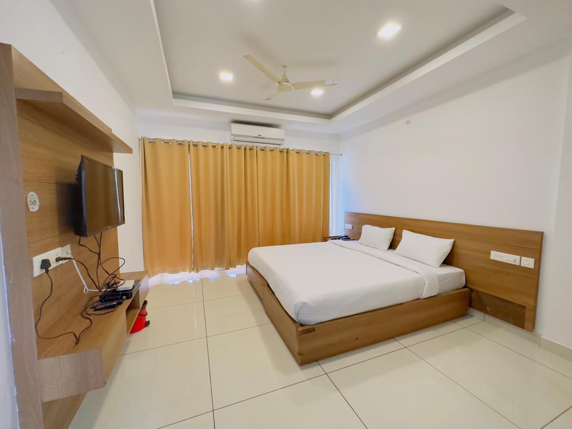 Hotel Lets Stay Kochi Екстериор снимка