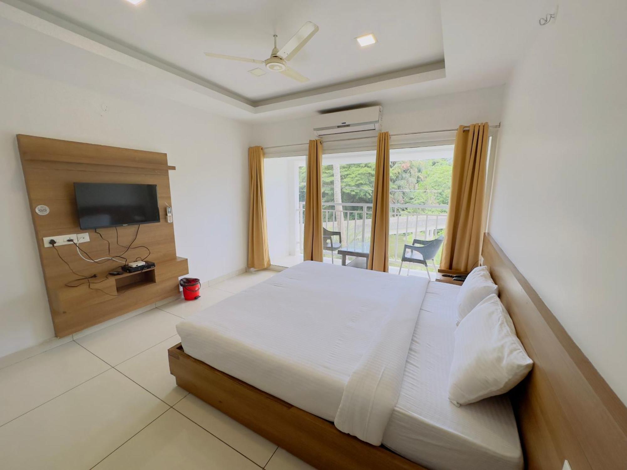 Hotel Lets Stay Kochi Екстериор снимка