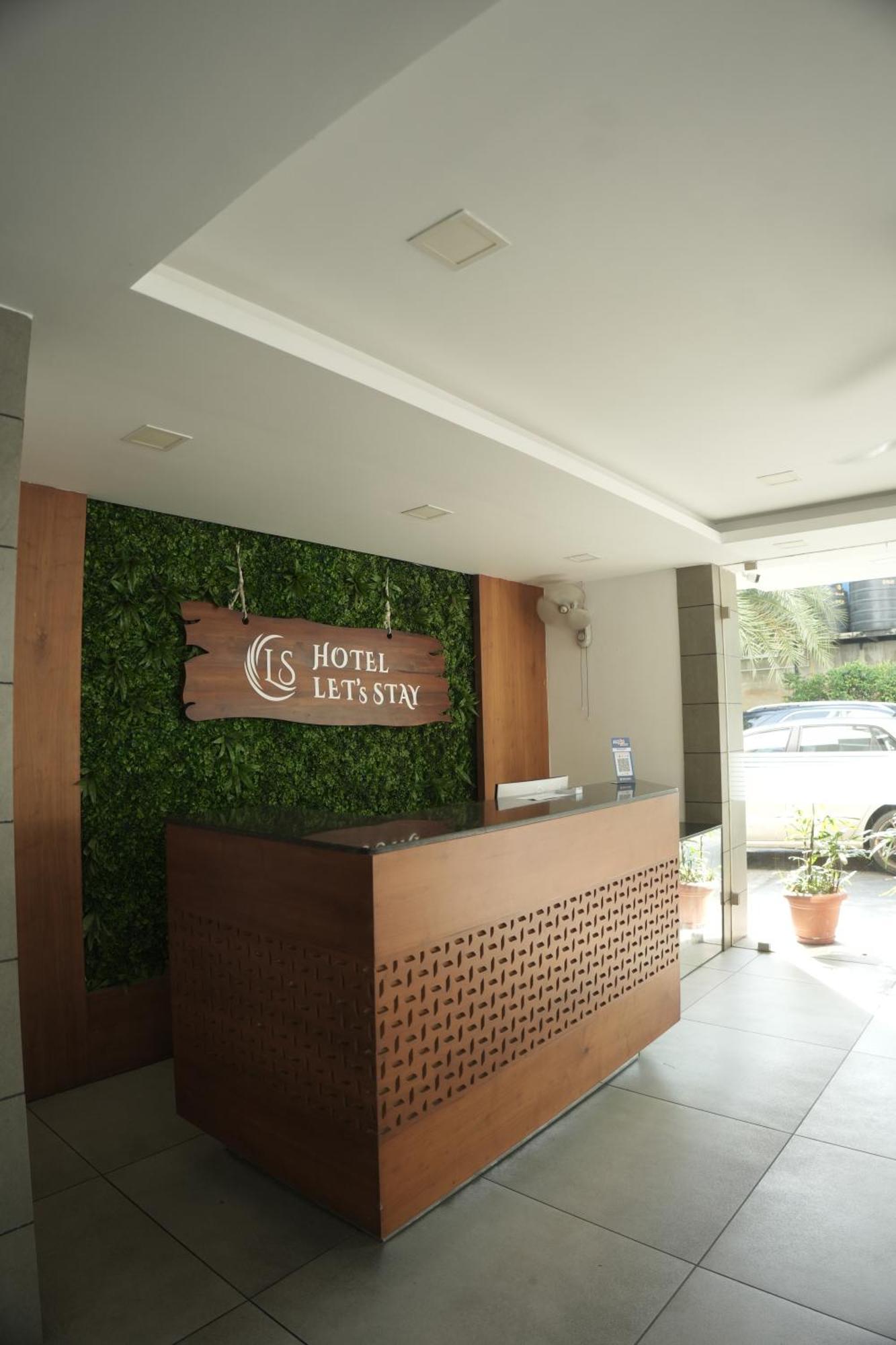 Hotel Lets Stay Kochi Екстериор снимка